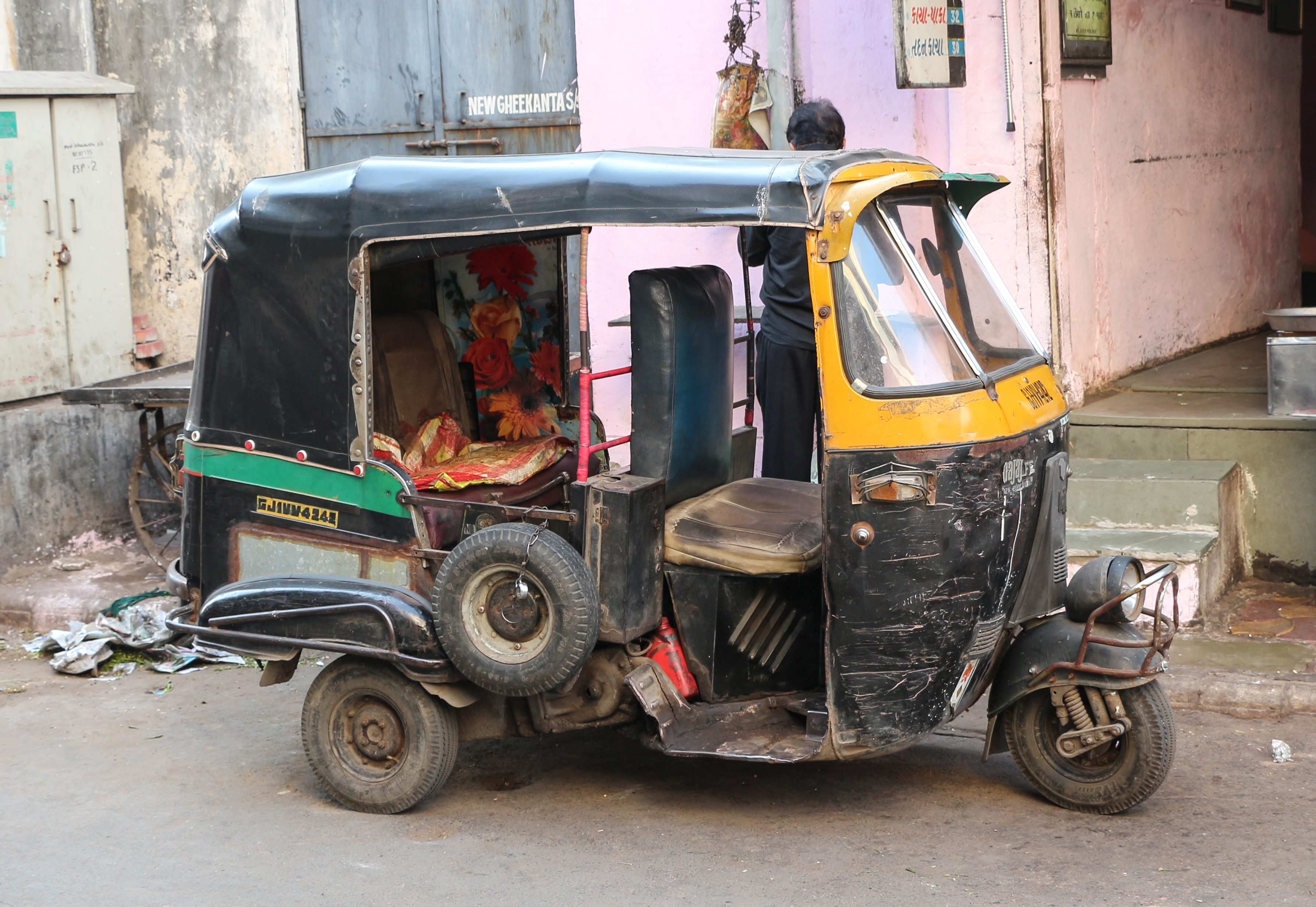 Bajaj GoGo