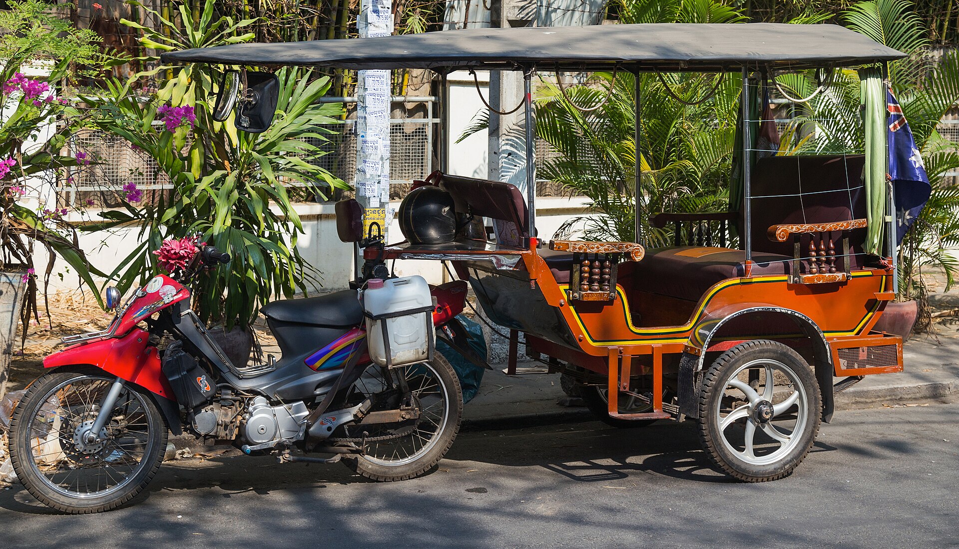 Bajaj GoGo