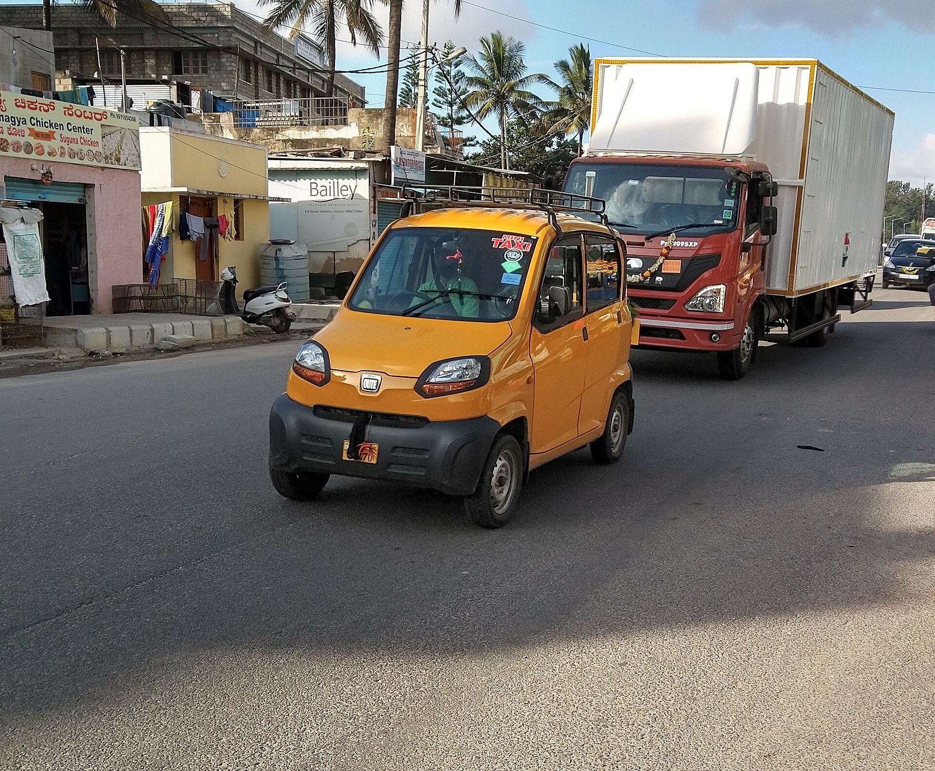 Bajaj Qute